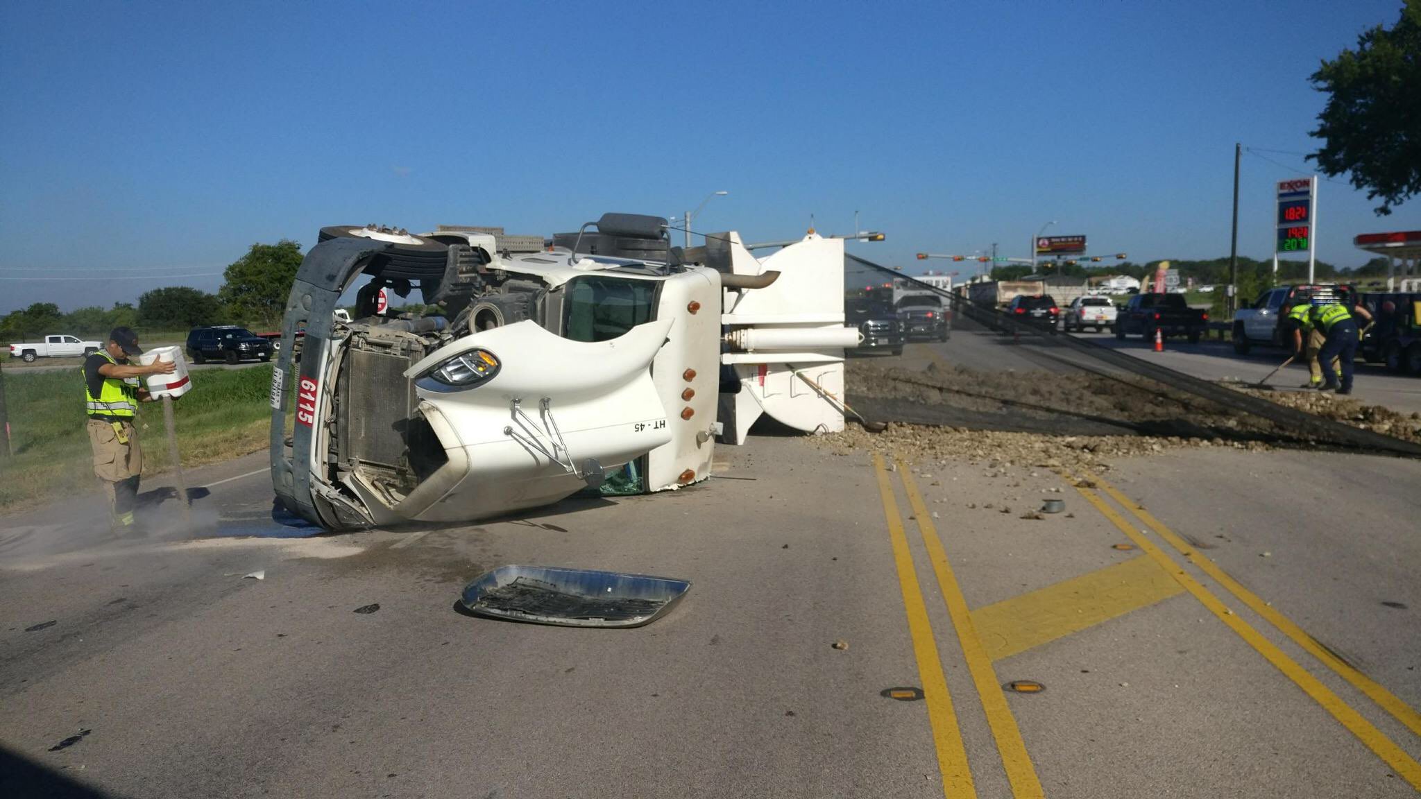 SH 29 reopens in Liberty Hill after gravel truck spill